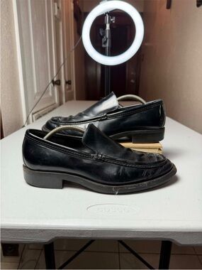Damage GUCCI Men's Black
Leather TOM FORD ERA Slip on
Dress shoes brand Sz 9